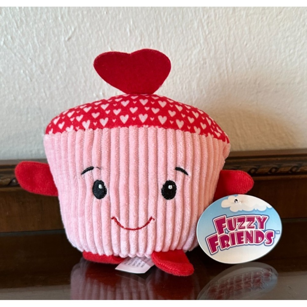 NWT Fuzzy Friends Plush Valentine's Day Mini Cupcake 7.5''‎ Soft Toy Plush Lovey